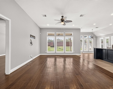 2608 Mountain Sage Drive - Photo Thumbnail 11