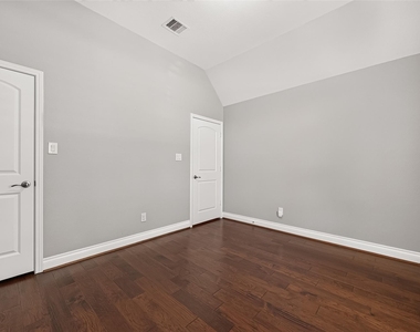 2608 Mountain Sage Drive - Photo Thumbnail 29