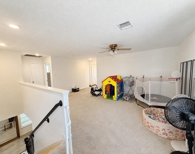 5434 Rose Trellis Street - Photo Thumbnail 13