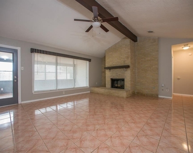 16031 Windom Drive - Photo Thumbnail 5