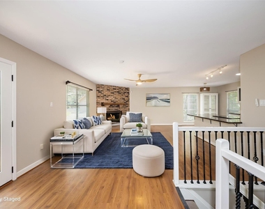 28 Night Hawk Place - Photo Thumbnail 9