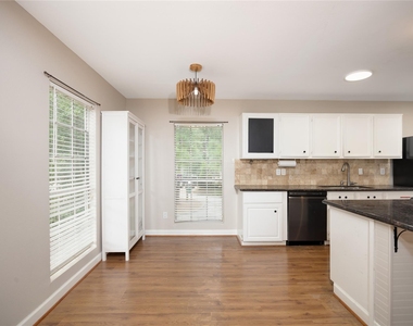 28 Night Hawk Place - Photo Thumbnail 17