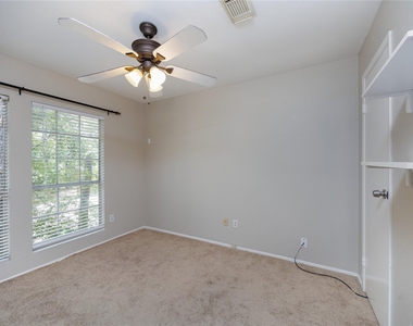 28 Night Hawk Place - Photo Thumbnail 31