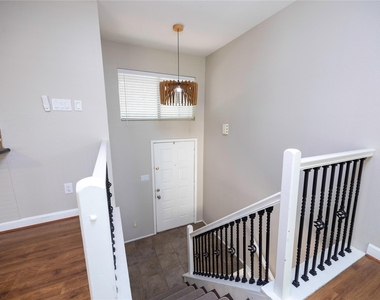 28 Night Hawk Place - Photo Thumbnail 4
