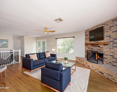 28 Night Hawk Place - Photo Thumbnail 8