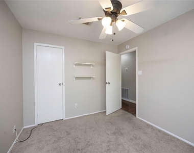 28 Night Hawk Place - Photo Thumbnail 32