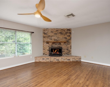 28 Night Hawk Place - Photo Thumbnail 15