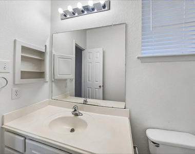 4702 Sebastopol Drive - Photo Thumbnail 14