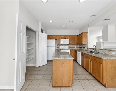 4702 Sebastopol Drive - Photo Thumbnail 2
