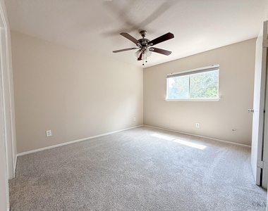 3543 Duncaster Drive - Photo Thumbnail 36