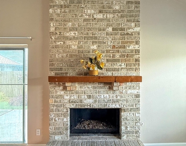 3543 Duncaster Drive - Photo Thumbnail 5