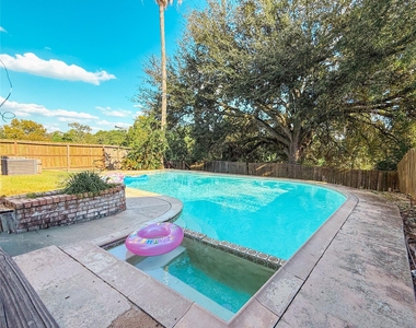 3543 Duncaster Drive - Photo Thumbnail 10