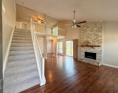 3543 Duncaster Drive - Photo Thumbnail 2