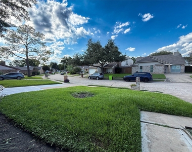 3543 Duncaster Drive - Photo Thumbnail 41