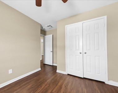 29507 Legends Stone Drive - Photo Thumbnail 13