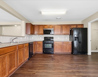 29507 Legends Stone Drive - Photo Thumbnail 2