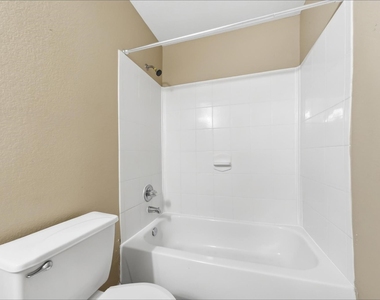 29507 Legends Stone Drive - Photo Thumbnail 12