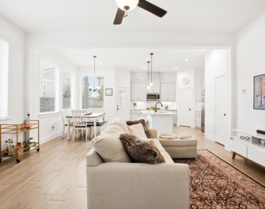 21122 Medina River Drive - Photo Thumbnail 2