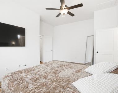 21122 Medina River Drive - Photo Thumbnail 22