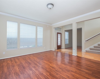26114 Sandersgate Lane - Photo Thumbnail 2