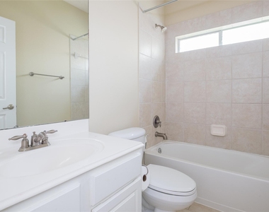 26114 Sandersgate Lane - Photo Thumbnail 16