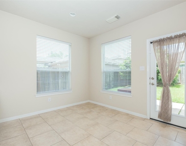 26114 Sandersgate Lane - Photo Thumbnail 14
