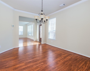 26114 Sandersgate Lane - Photo Thumbnail 4