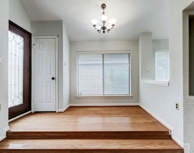 12715 Avenida Vaquero Street - Photo Thumbnail 6