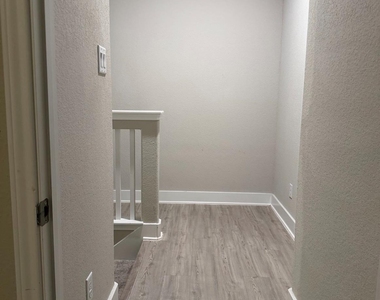 4026 San Andres Lane - Photo Thumbnail 42