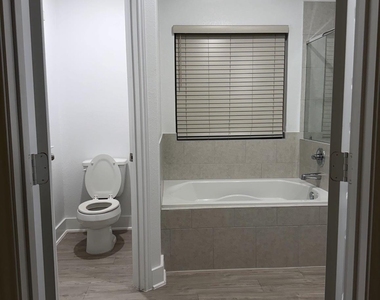 4026 San Andres Lane - Photo Thumbnail 14