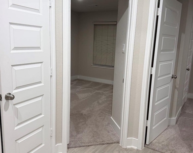4026 San Andres Lane - Photo Thumbnail 3