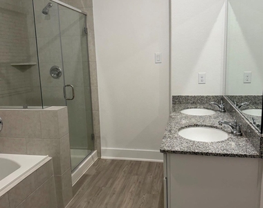 4026 San Andres Lane - Photo Thumbnail 16