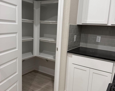 4026 San Andres Lane - Photo Thumbnail 41