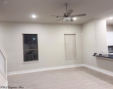 4026 San Andres Lane - Photo Thumbnail 20