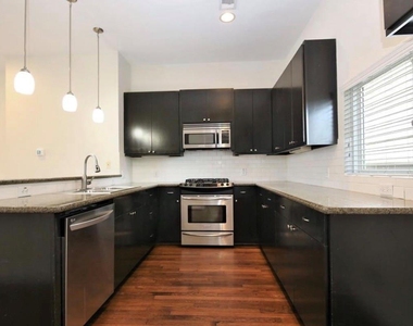 637 Rutland Street - Photo Thumbnail 5