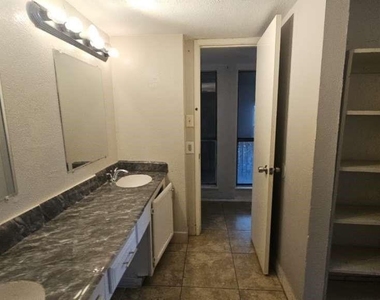 14131 Callahan Drive - Photo Thumbnail 12