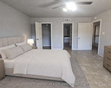 14131 Callahan Drive - Photo Thumbnail 7