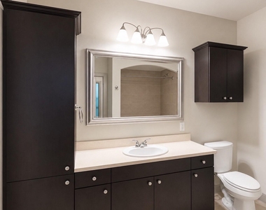 1340 W Gray Street - Photo Thumbnail 7