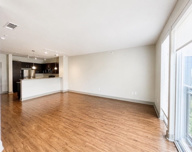 1340 W Gray Street - Photo Thumbnail 1