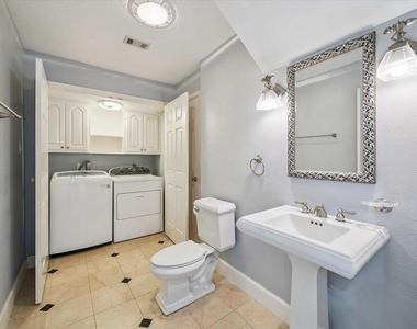 9322 Briar Forest Drive - Photo Thumbnail 10