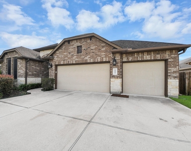 1111 Wheatfield Court - Photo Thumbnail 46