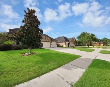 1111 Wheatfield Court - Photo Thumbnail 43