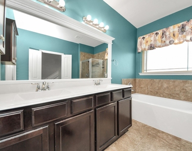 1111 Wheatfield Court - Photo Thumbnail 20