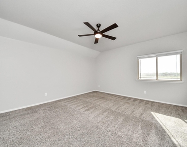 1111 Wheatfield Court - Photo Thumbnail 30