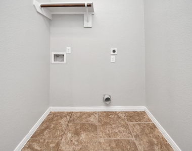 1111 Wheatfield Court - Photo Thumbnail 34