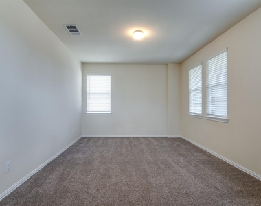 13018 Leisure Cove Drive - Photo Thumbnail 25