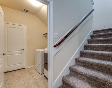 13018 Leisure Cove Drive - Photo Thumbnail 23