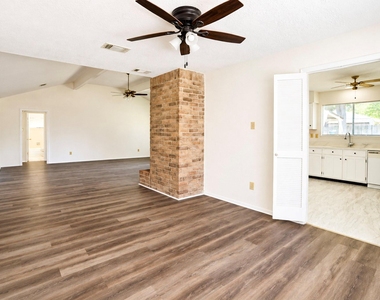 2326 Hazy Creek Drive - Photo Thumbnail 18