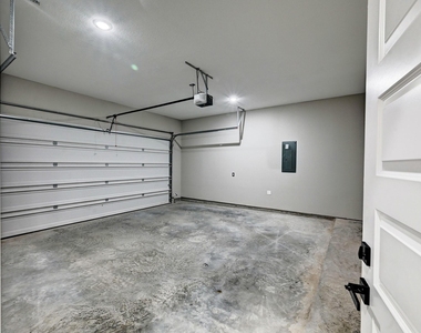 703 Carol Lynn Dr - Photo Thumbnail 48
