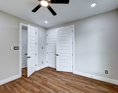 703 Carol Lynn Dr - Photo Thumbnail 37
